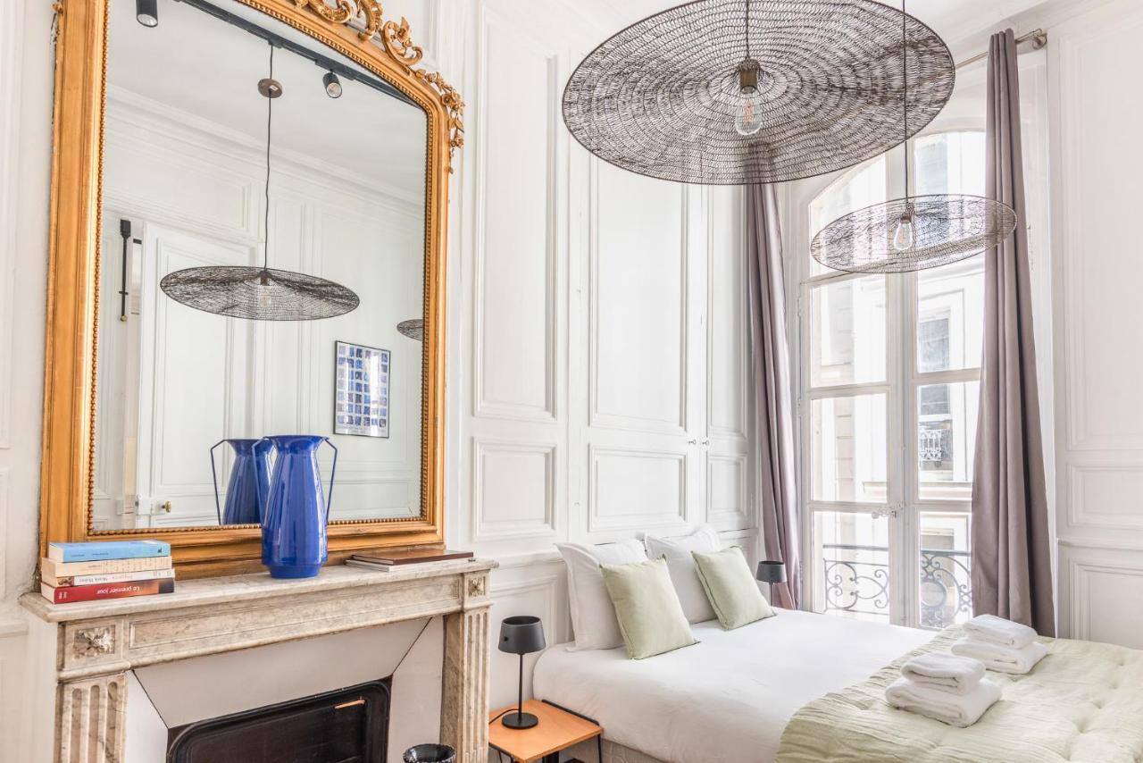 Outstanding Parisian Flat In Heart Of Paris Center Exterior foto