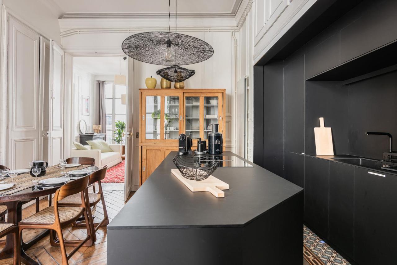 Outstanding Parisian Flat In Heart Of Paris Center Exterior foto