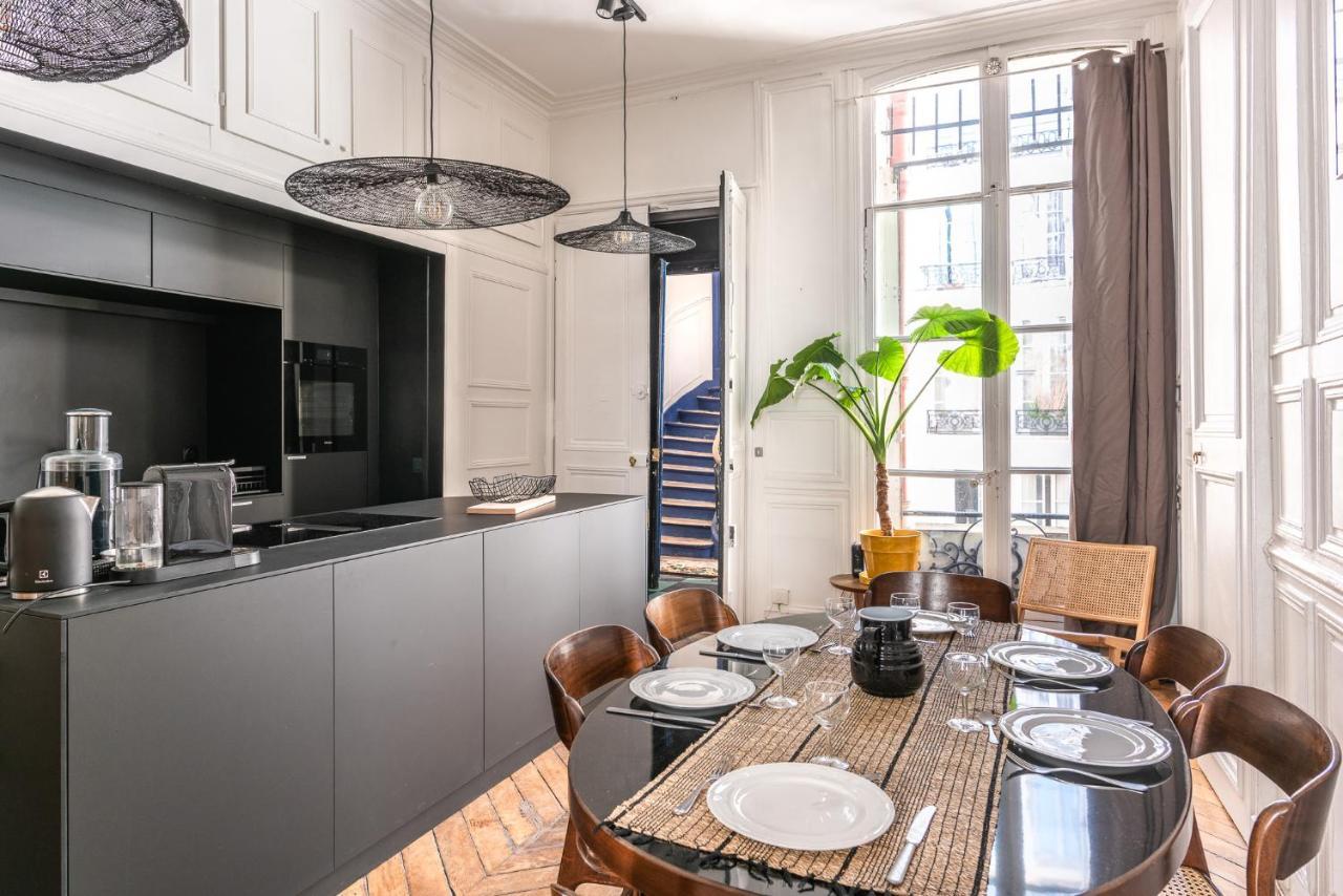Outstanding Parisian Flat In Heart Of Paris Center Exterior foto